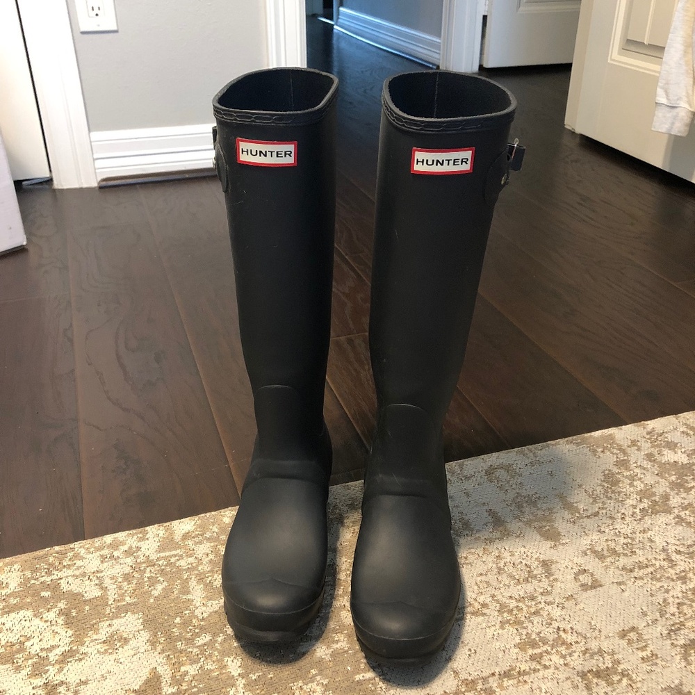 Women’s Hunter Rainboots Size 8